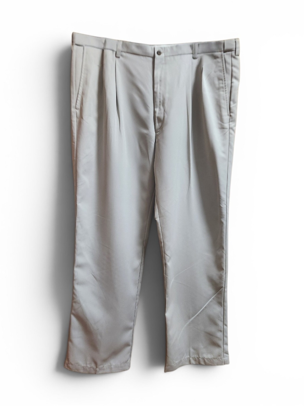Men's Pleated Dress Pants in Light Gray - Tailored Comfort